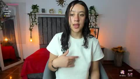 cloe_7 online show from 05-06-26, 11:48