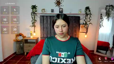 cloe_7 online show from 06-23-26, 01:31