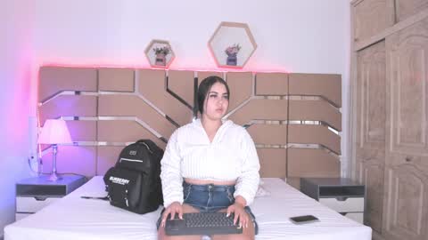 Cloe Online de 600 a 1400 online show from 01-18-25, 11:32