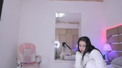 Cloe Online de 600 a 1400 online show from 02-19-25, 06:10