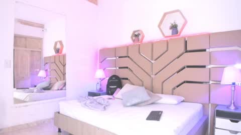 Cloe Online de 600 a 1400 online show from 09-10-25, 11:32