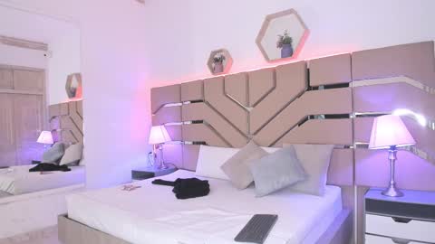 Cloe Online de 600 a 1400 online show from 09-25-25, 11:36