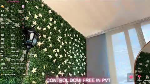 Snapshot of cloe_five chatting on 09-26-25, 07:51 CLOE online show from 09-26-25, 07:51