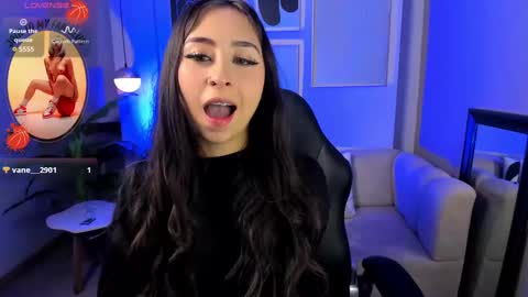 Cloe  online show from 10-03-25, 10:40