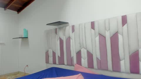 Snapshot of cloe_stanfort chatting on 01-02-25, 10:11 Cloe Stanfort online show from 01-02-25, 10:11