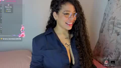 Snapshot of cloebunny_ chatting on 04-17-26, 02:36 Cloe Bunny online show from 04-17-26, 02:36