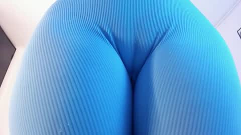 cloe online show from 12-12-24, 11:47