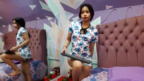 Snapshot of cloeygraweing chatting on 10-09-25, 06:28 cloeygraweing online show from 10-09-25, 06:28