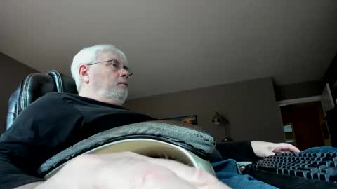 cloudalert62 online show from 01-16-26, 10:25