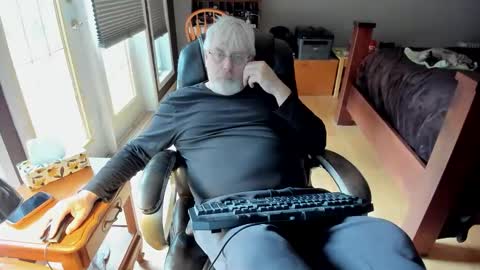 Snapshot of cloudalert62 chatting on 03-22-26, 05:38 cloudalert62 online show from 03-22-26, 05:38