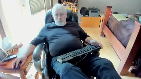 Snapshot of cloudalert62 chatting on 04-04-26, 07:00 cloudalert62 online show from 04-04-26, 07:00