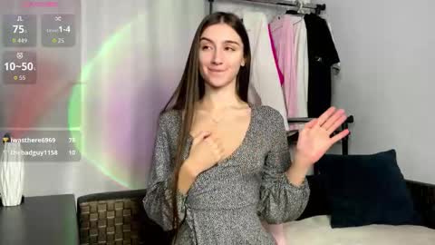 Kelly online show from 11-06-25, 04:57