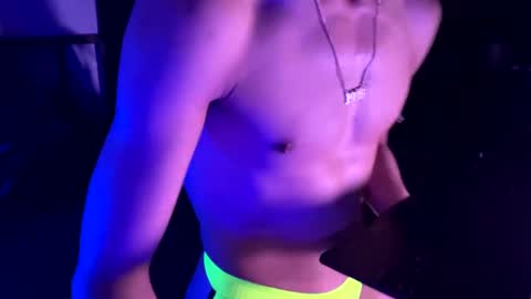 Snapshot of cloudsixtnine chatting on 01-12-25, 03:28 Drew online show from 01-12-25, 03:28