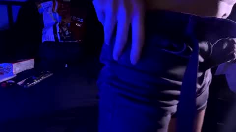 Snapshot of cloudsixtnine chatting on 01-20-25, 12:25 Drew online show from 01-20-25, 12:25