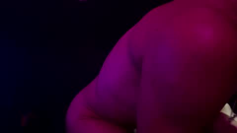 Snapshot of cloudsixtnine chatting on 10-08-25, 10:18 Drew online show from 10-08-25, 10:18