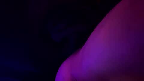 Snapshot of cloudsixtnine chatting on 10-18-25, 11:05 Drew online show from 10-18-25, 11:05