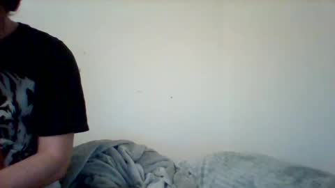 cloudyystarr666 online show from 02-08-25, 06:54