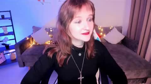  Clover  follow me  online show from 03-06-25, 06:05