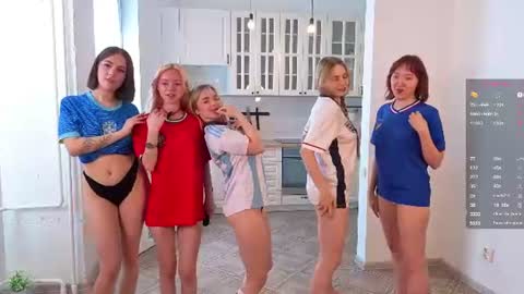 Kira online show from 07-19-26, 04:27