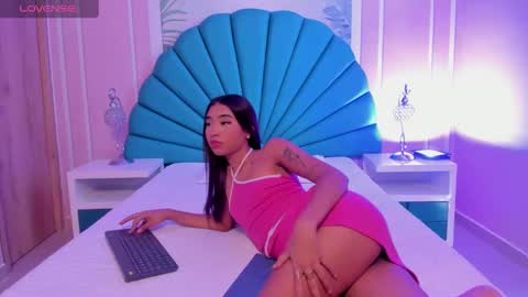 Snapshot of cloy_baby chatting on 12-08-24, 04:39 Eilyn online show from 12-08-24, 04:39