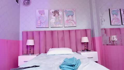 Snapshot of cloy_baby chatting on 12-18-24, 02:17 Eilyn online show from 12-18-24, 02:17