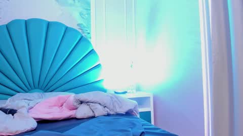 Snapshot of cloy_baby chatting on 01-25-25, 02:58 Eilyn online show from 01-25-25, 02:58