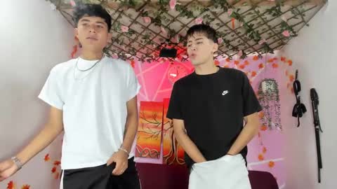 Snapshot of club_latinboys chatting on 09-09-25, 01:54 club_latinboys online show from 09-09-25, 01:54