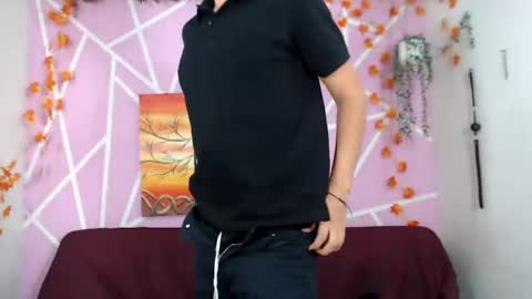 Snapshot of club_latinboys chatting on 10-03-25, 02:03 club_latinboys online show from 10-03-25, 02:03