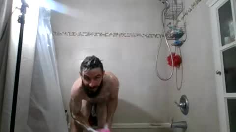 Snapshot of clubb86 chatting on 01-18-26, 09:46 Maxxdieselx69 online show from 01-18-26, 09:46