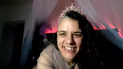Snapshot of cmoan3y chatting on 02-15-25, 04:14 cmoan3y online show from 02-15-25, 04:14
