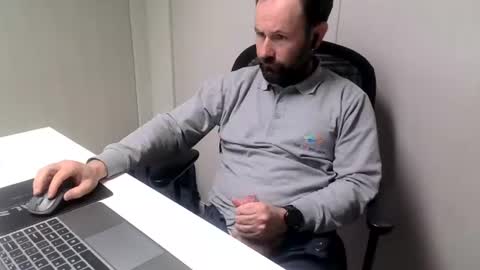 Snapshot of cmp_brandon chatting on 12-03-24, 03:11 cmp_brandon online show from 12-03-24, 03:11