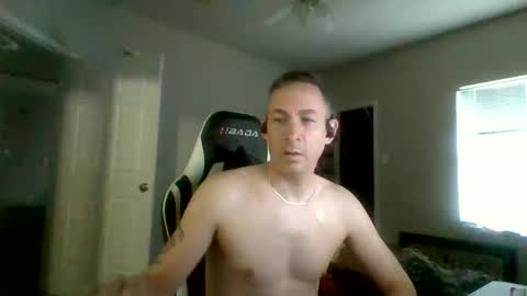 Snapshot of cmypenis chatting on 10-26-25, 03:40 Master Bates online show from 10-26-25, 03:40