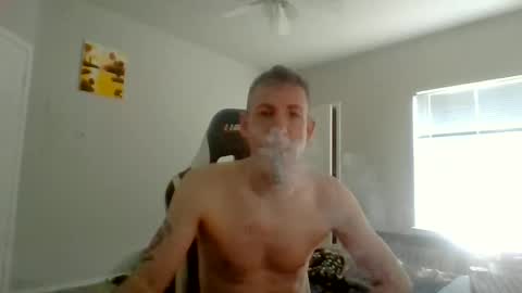 Snapshot of cmypenis chatting on 11-15-25, 05:09 Master Bates online show from 11-15-25, 05:09