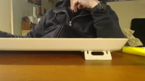 cobi08 online show from 02-22-25, 08:42