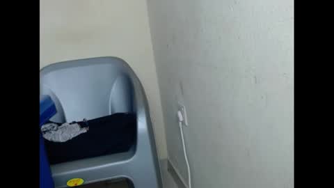 cockfanx online show from 01-21-25, 06:00