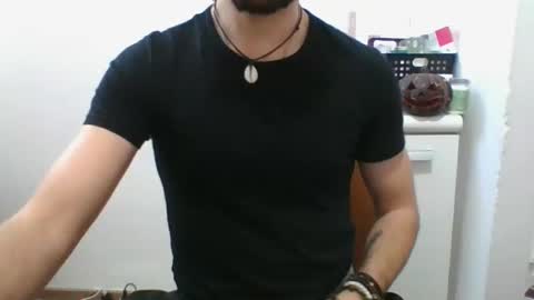 . online show from 02-11-25, 06:44