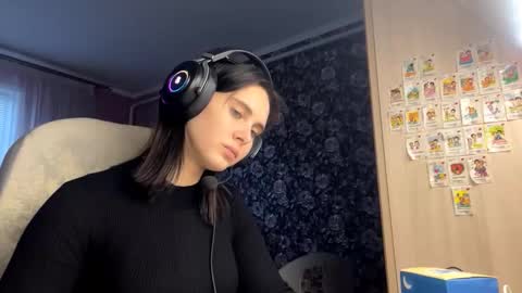Nikki online show from 09-30-25, 02:33