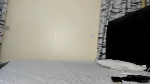 coco_leila online show from 01-26-25, 08:25