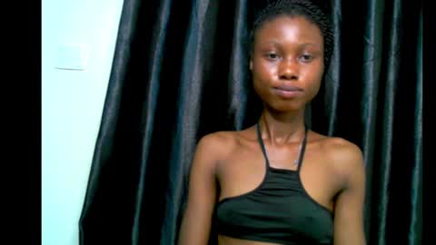 coco_petitqueen online show from 01-16-25, 08:33