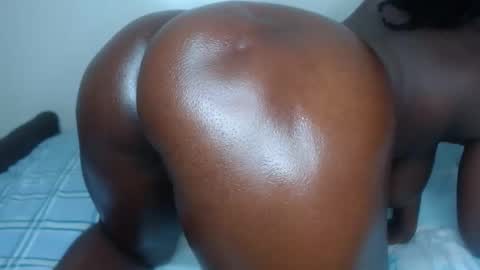 cocoa_devine online show from 12-20-25, 01:18