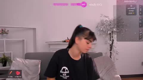 Olivia online show from 09-09-25, 05:51