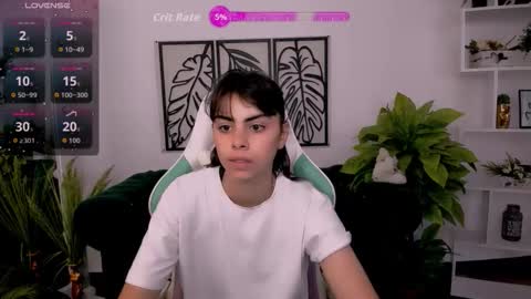 Olivia online show from 09-10-25, 05:40