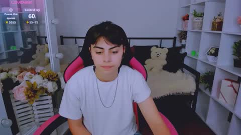 Olivia online show from 11-07-25, 07:19