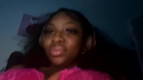 Snapshot of cocochanel197941 chatting on 02-12-26, 09:15 chanel online show from 02-12-26, 09:15