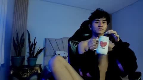 COCO online show from 04-01-26, 12:39