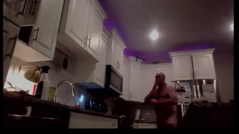 coconut13 online show from 10-31-25, 08:32