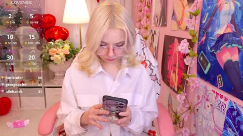 Mia online show from 02-07-25, 03:12