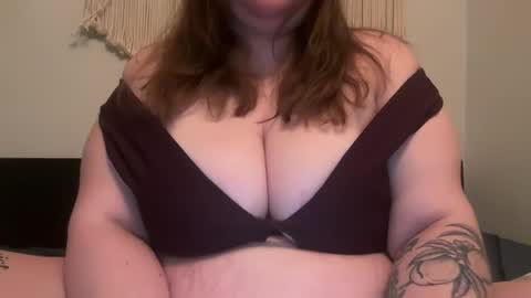 coconutbasil online show from 01-31-25, 12:29