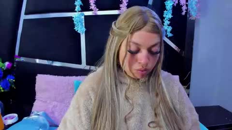 Cocoo  online show from 02-04-26, 02:50