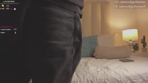 Snapshot of cody_johnsonn_ chatting on 10-13-25, 08:31 CODY online show from 10-13-25, 08:31